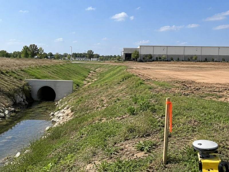 ALTA Survey showing a drainage easement across commercial land in Bryan Texas